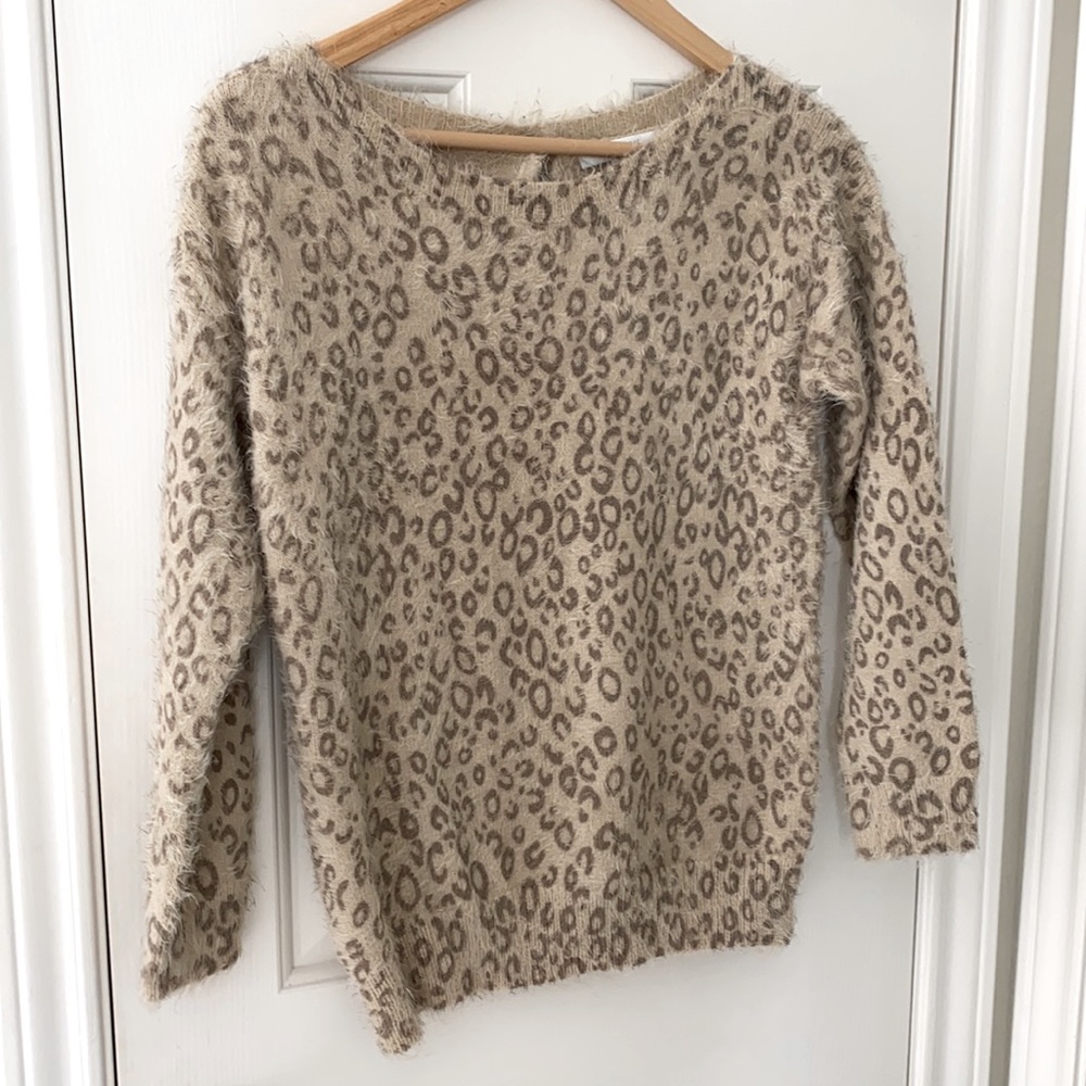 Piperlime leopard sweater with keyhole back